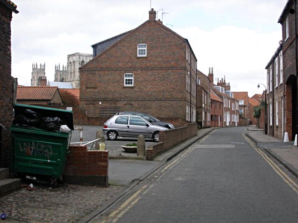 Looking towards Goodramgate.