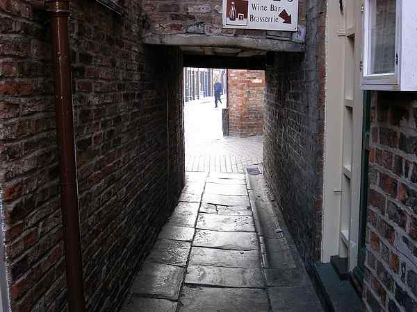 Heading towards Barley Hall and Stonegate.