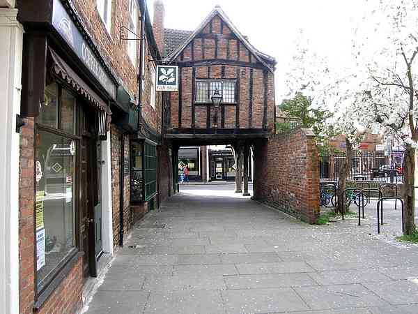 Looking towards Goodramgate.