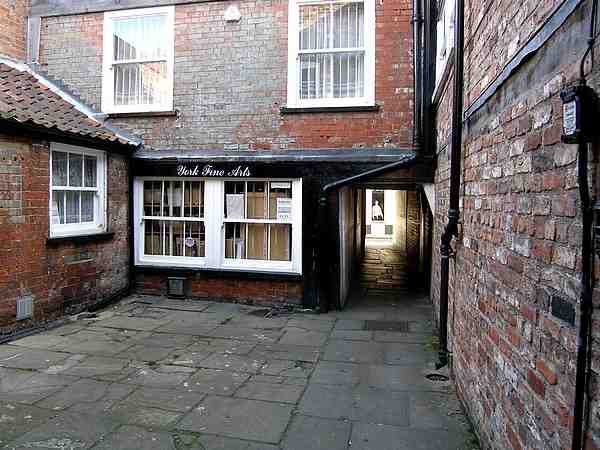 Looking towards Low Petergate.