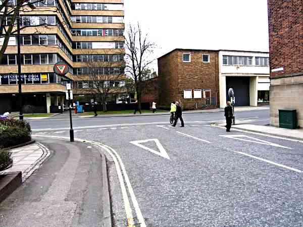 Looking towards Piccadilly.