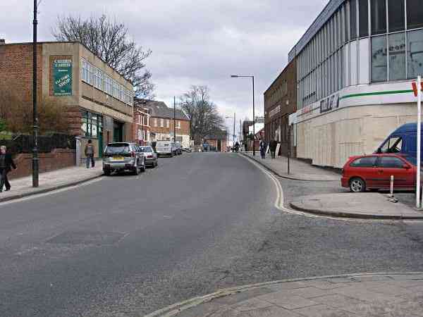 Built over the demolished Hungate in 1955 to ease traffic flow from Pavement to Peasholm Green.
