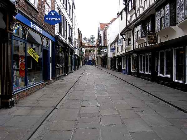  Looking towards Petergate and the Minster.